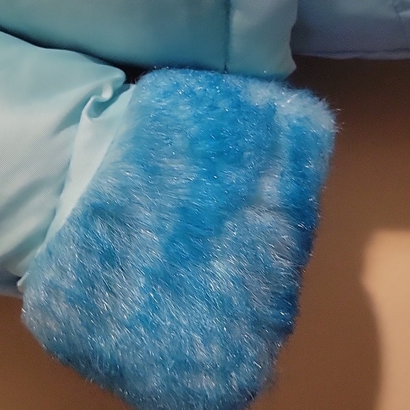 Light Teal Puffer Jacket and Pants Set - Picture 3 of 10